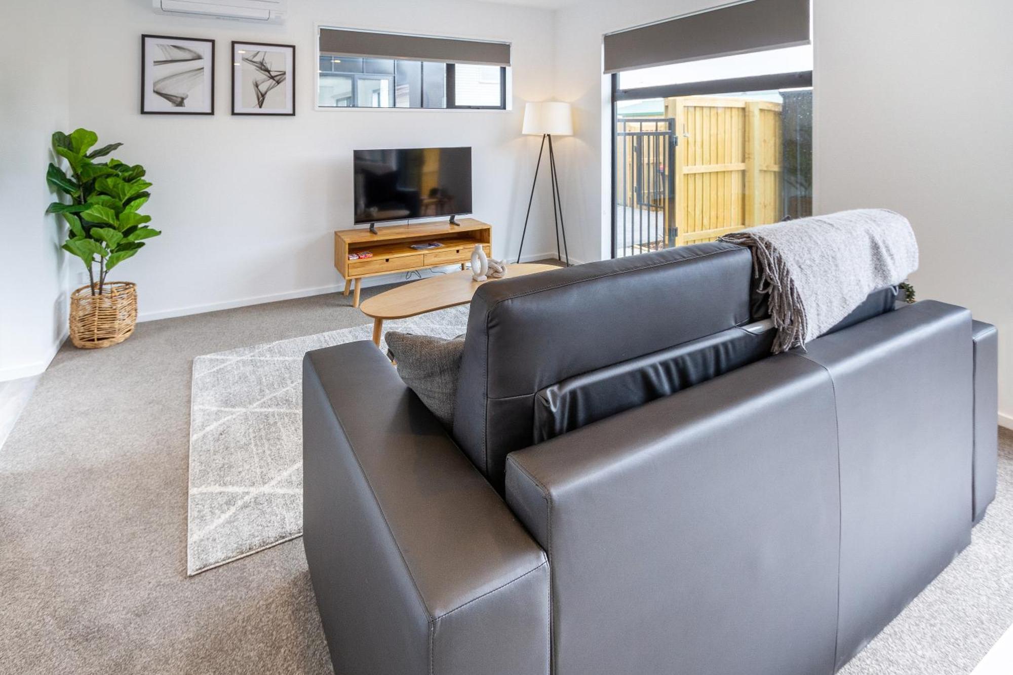 2Br Townhouse: Cosy, Close To City, Car Park ไครสต์เชิร์ช ภายนอก รูปภาพ