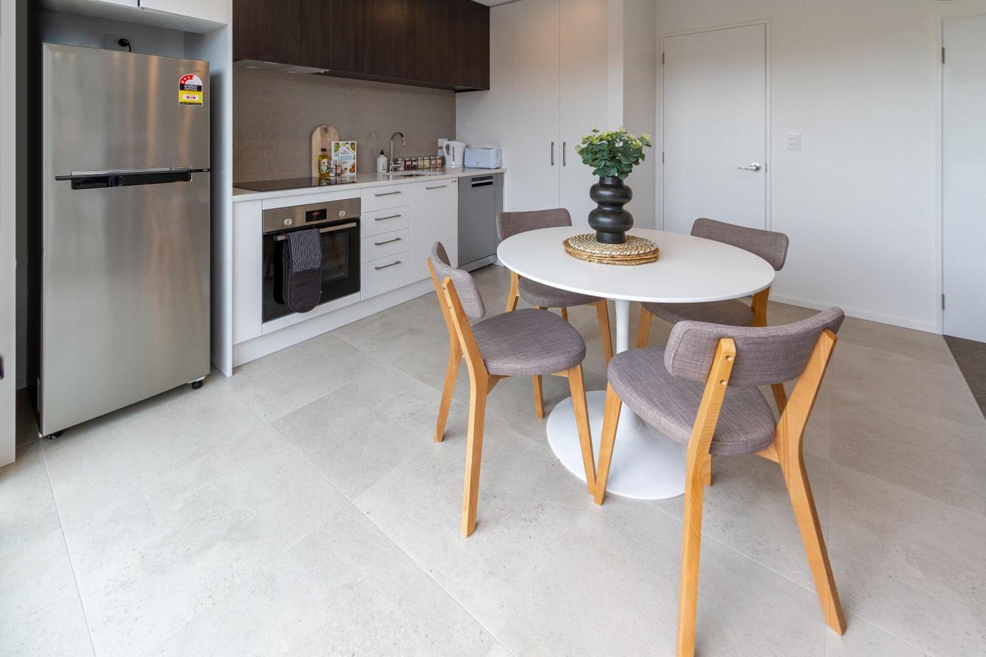 2Br Townhouse: Cosy, Close To City, Car Park ไครสต์เชิร์ช ภายนอก รูปภาพ