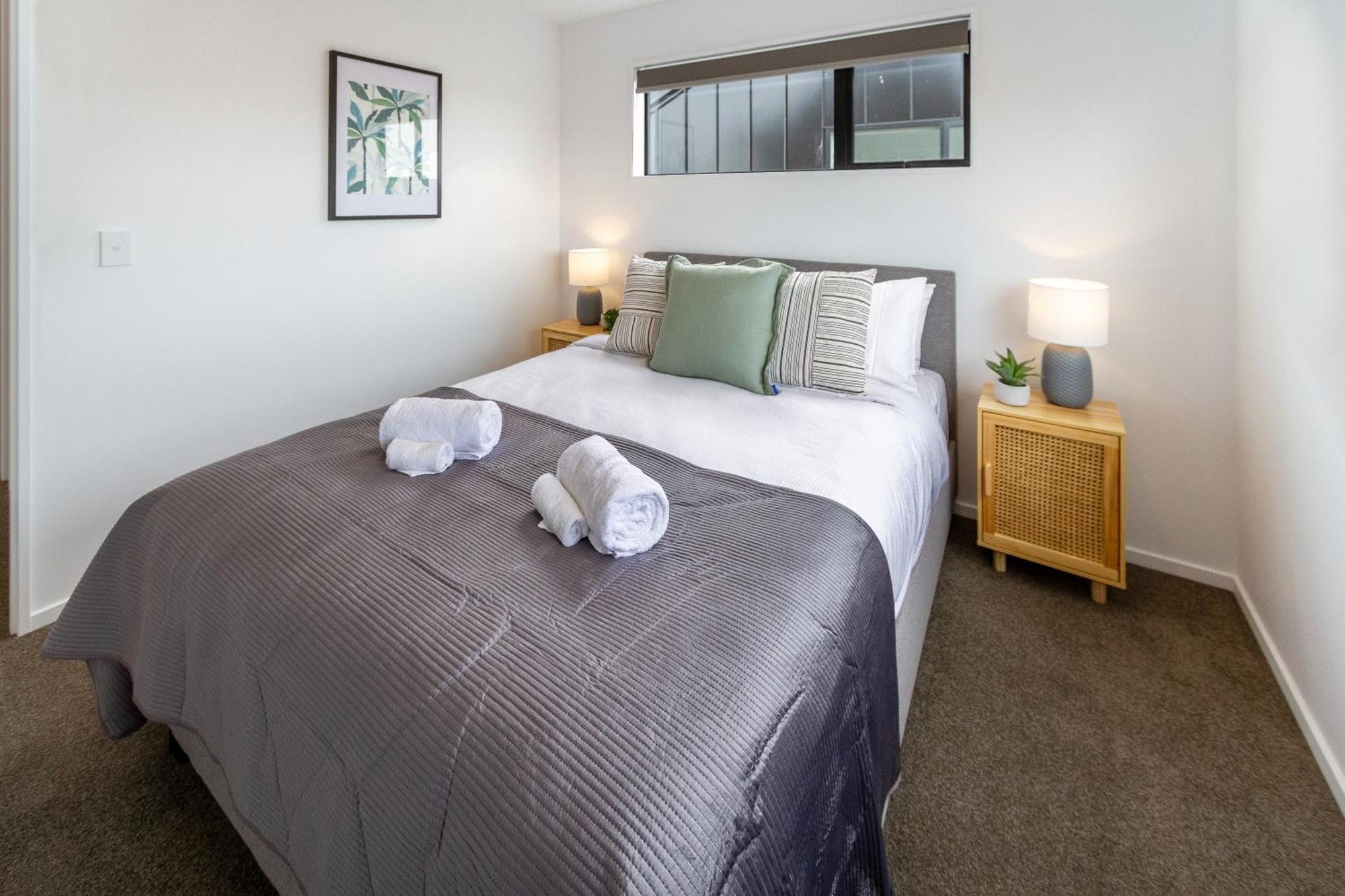 2Br Townhouse: Cosy, Close To City, Car Park ไครสต์เชิร์ช ภายนอก รูปภาพ