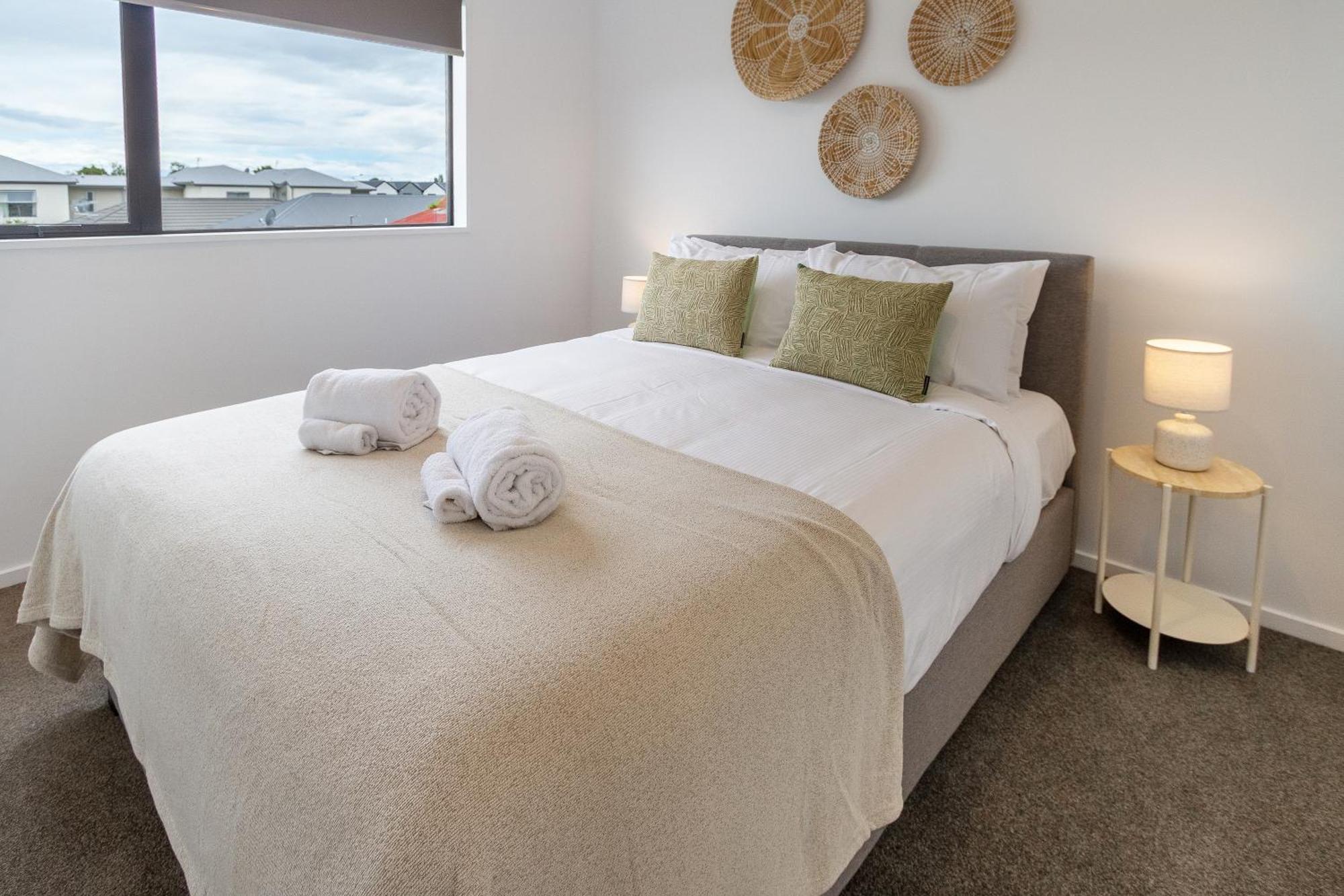 2Br Townhouse: Cosy, Close To City, Car Park ไครสต์เชิร์ช ภายนอก รูปภาพ